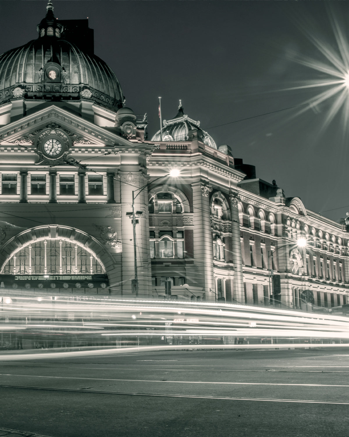 Flinders Street at Night | Melbourne Photo Mural Wallpaper