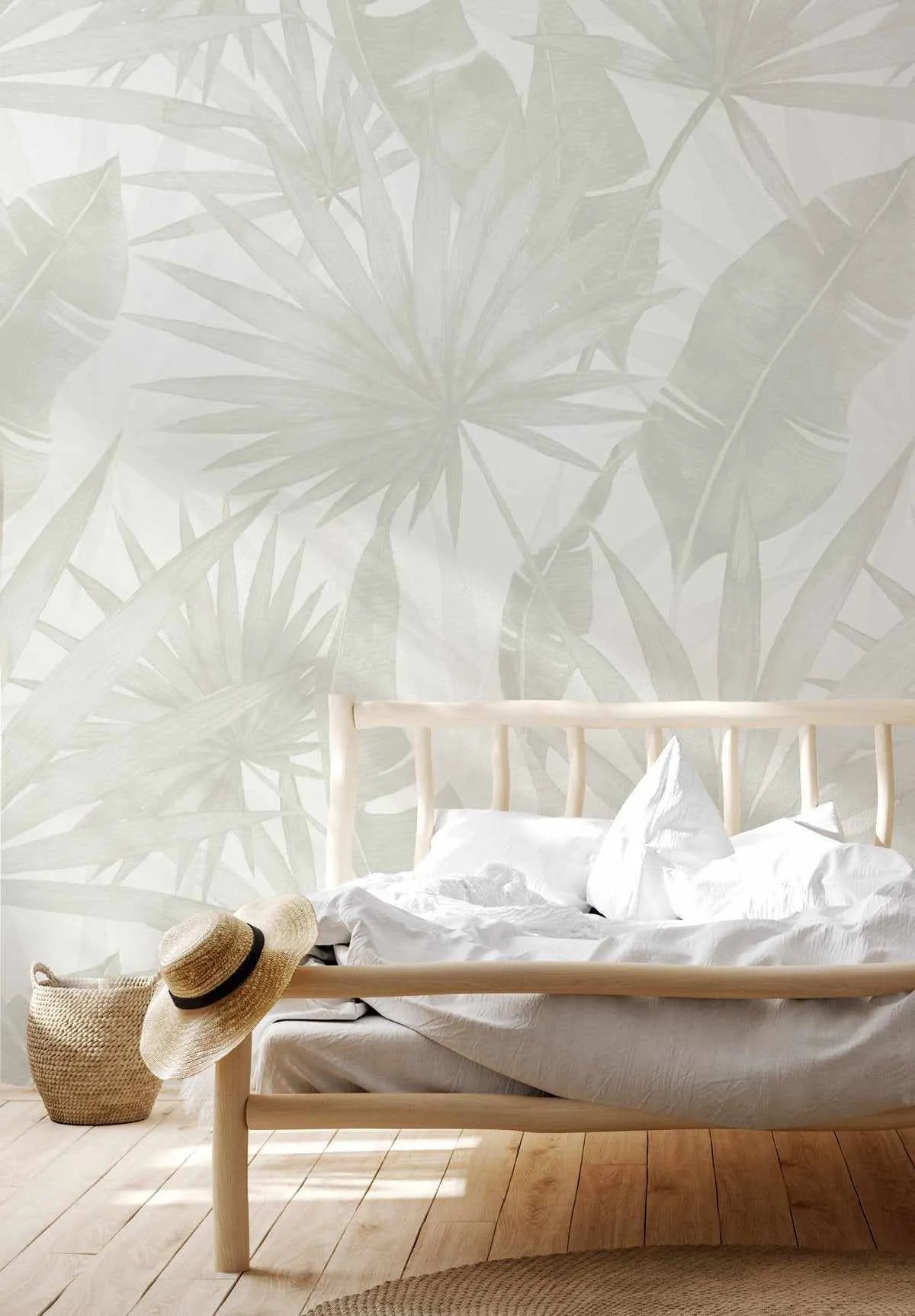 Noosa Palm in Soft Grey Wallpaper - Olive et Oriel