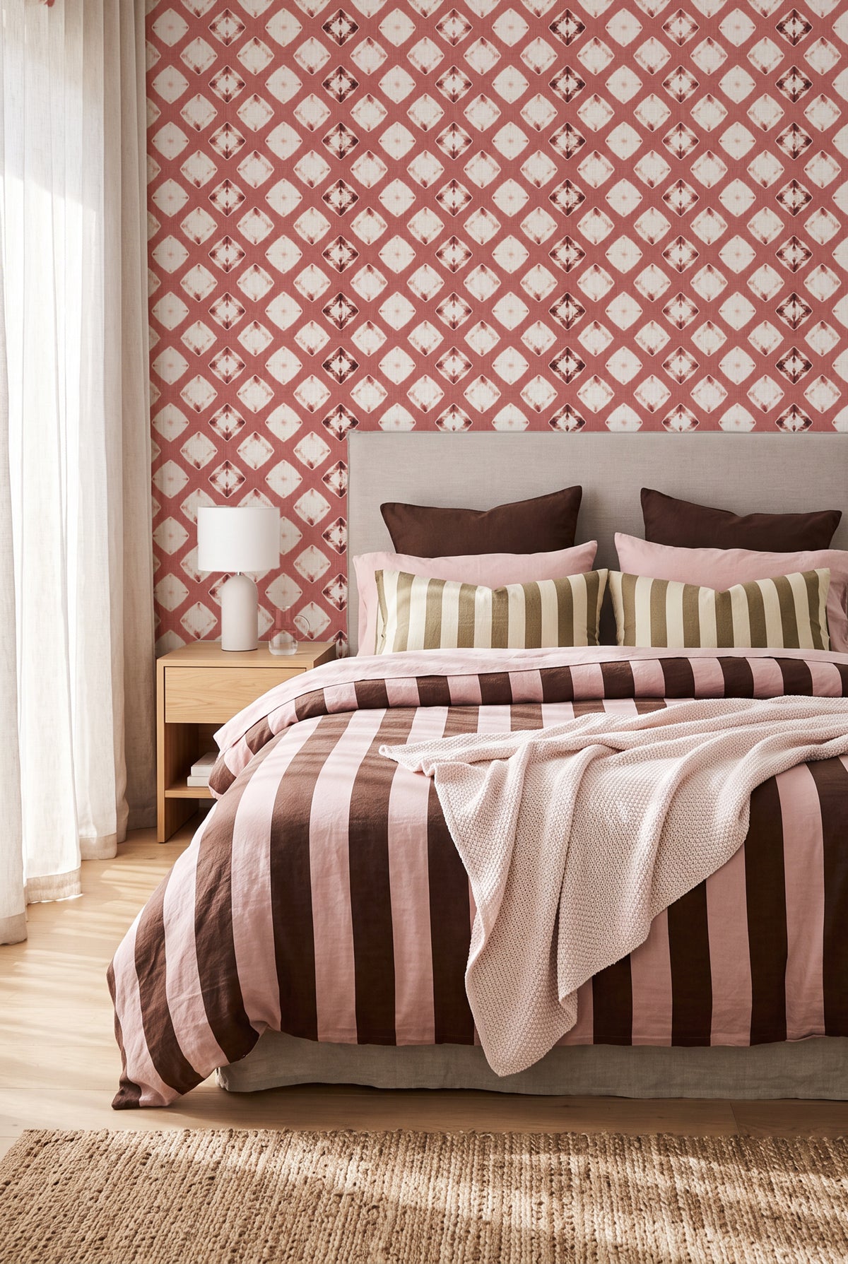 Rosewood Diamond Wallpaper