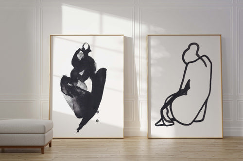 SITTING WOMAN V By Jorgen Hansson | Art Print