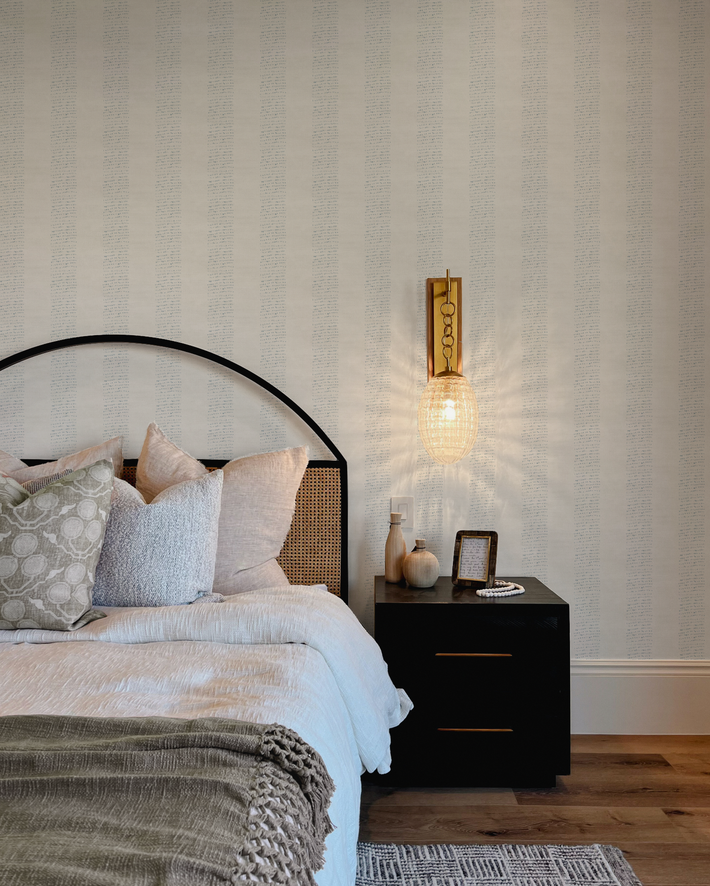 Dotted Stripe In Light Blue Wallpaper