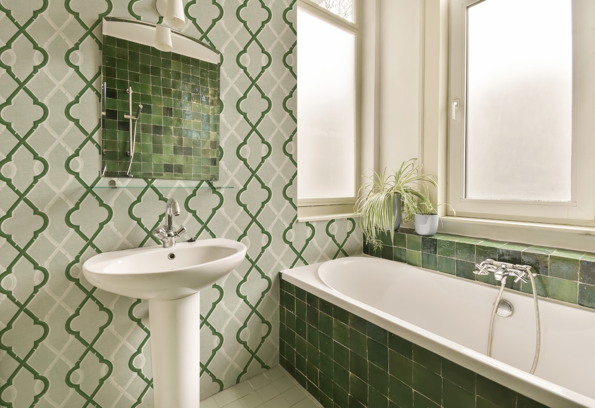 Painted Lattice in Forest Green Wallpaper