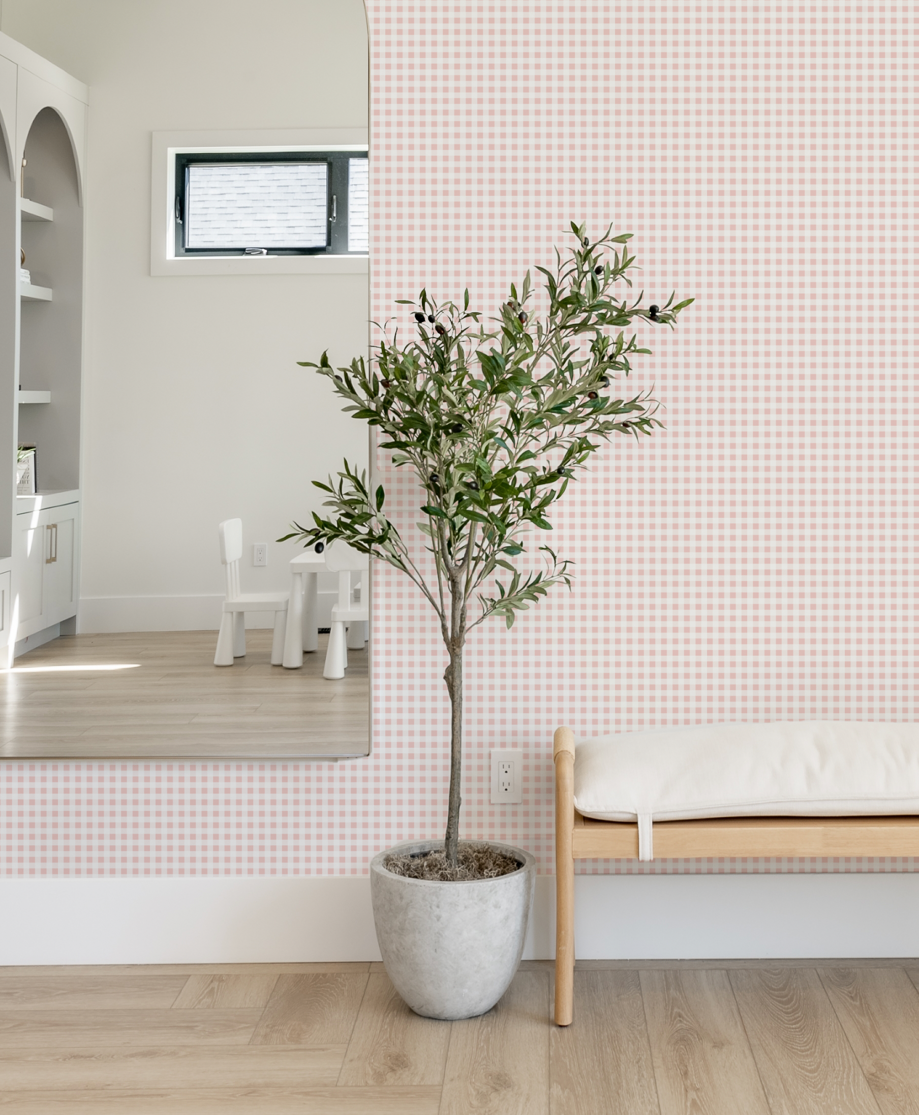 Petite Checkers in Doll Pink Wallpaper