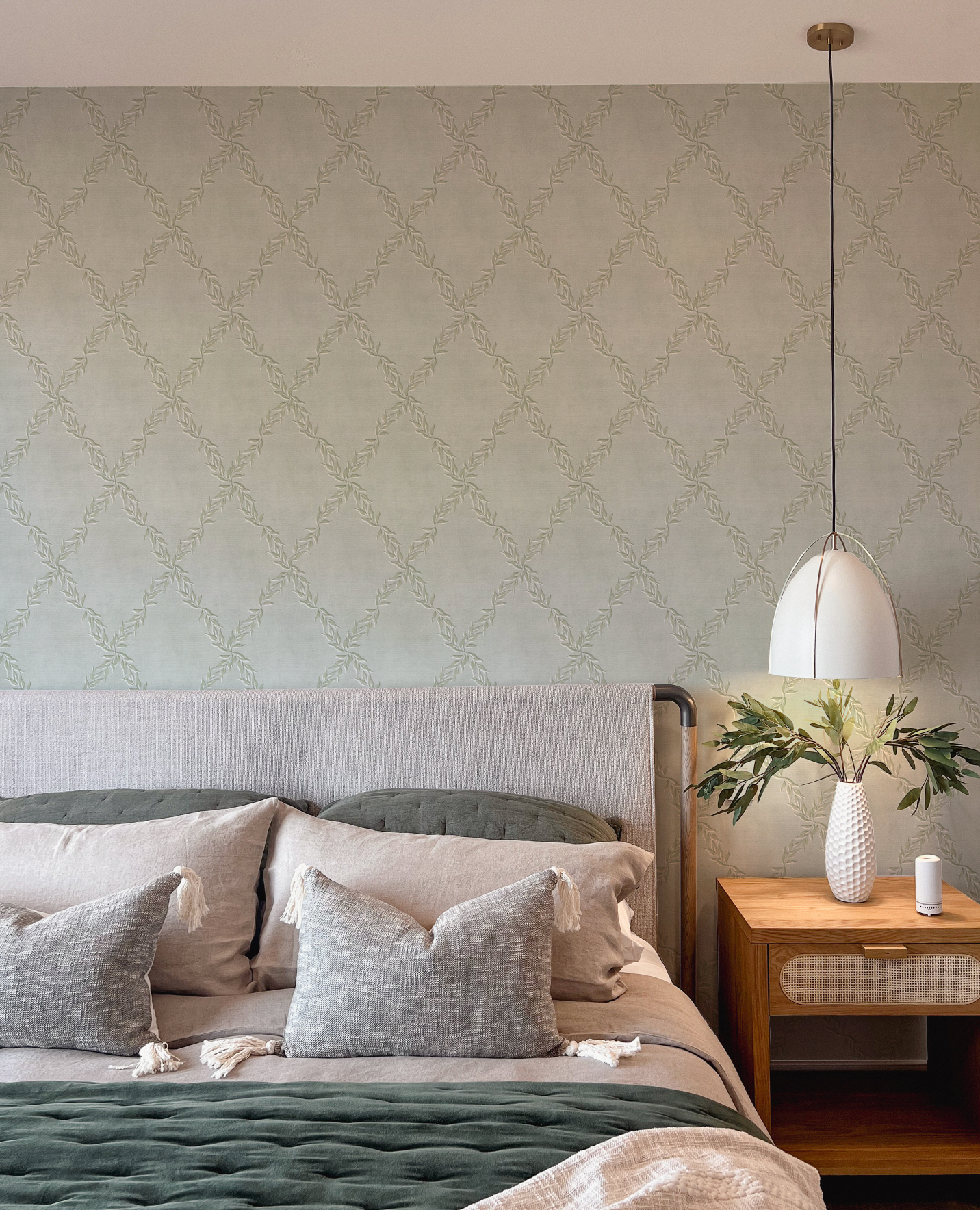 Leafy Lattice in Eucalyptus Green Wallpaper