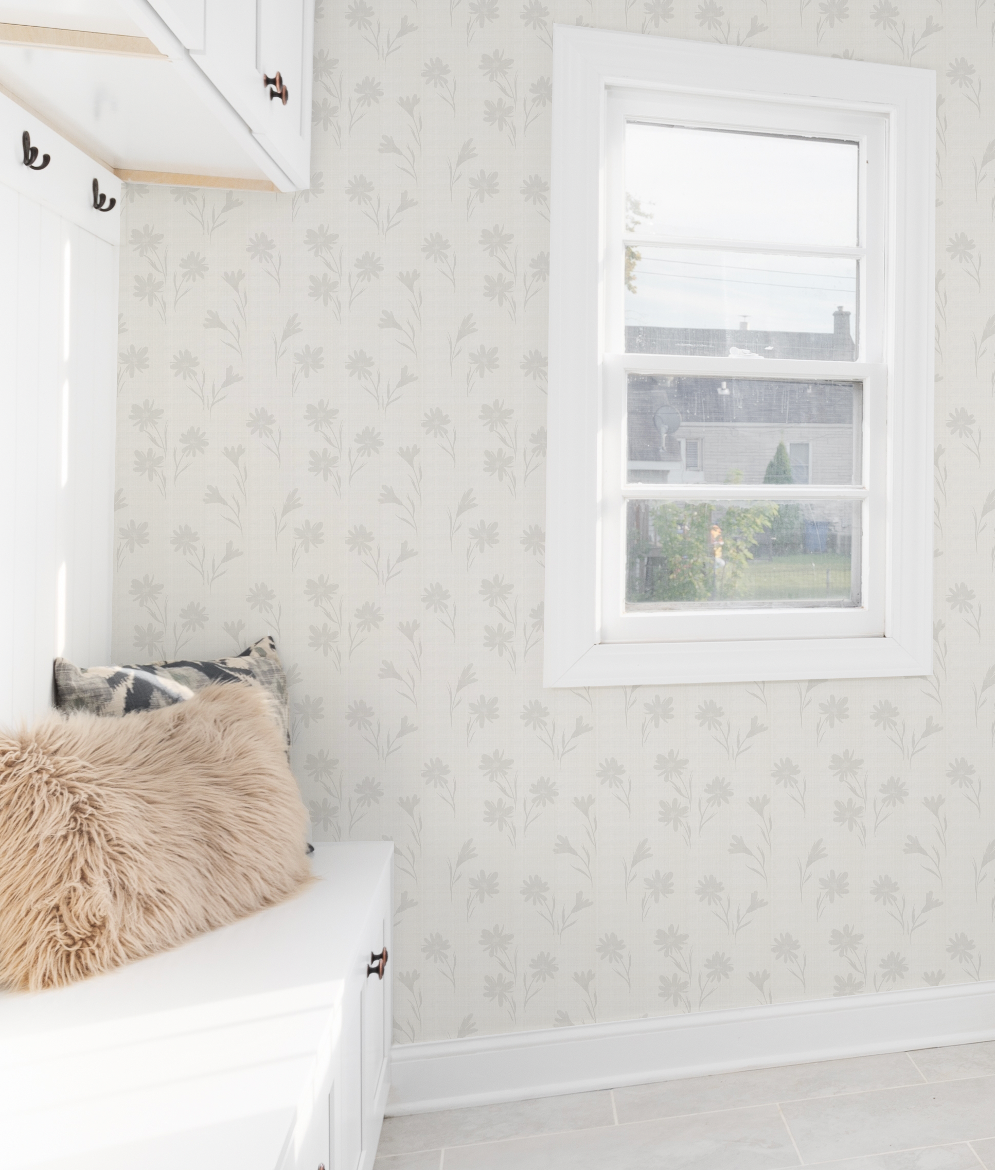 Homestead Luxe in Soft Grey Wallpaper