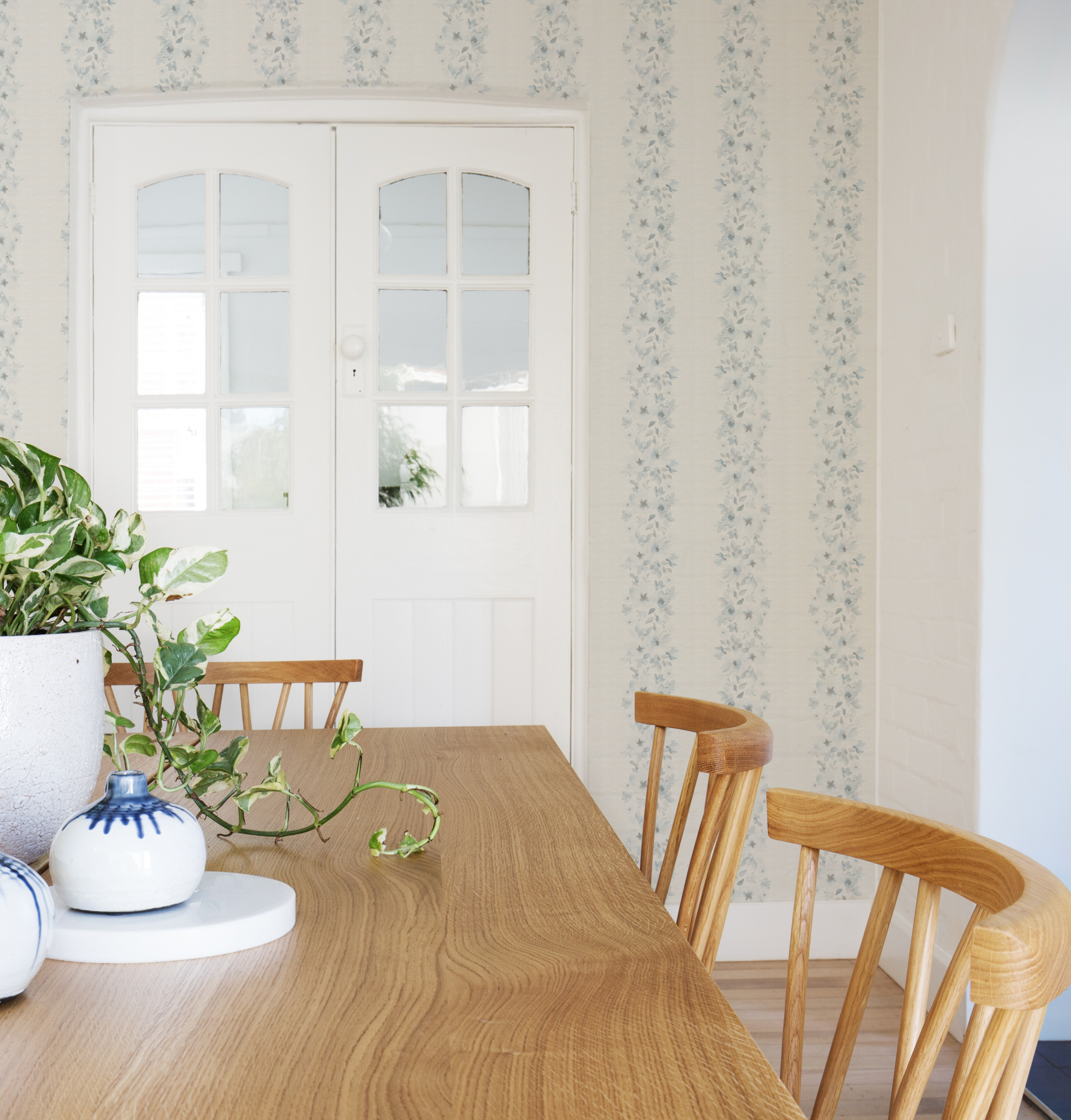 Flower Stripes in Blue & White Wallpaper