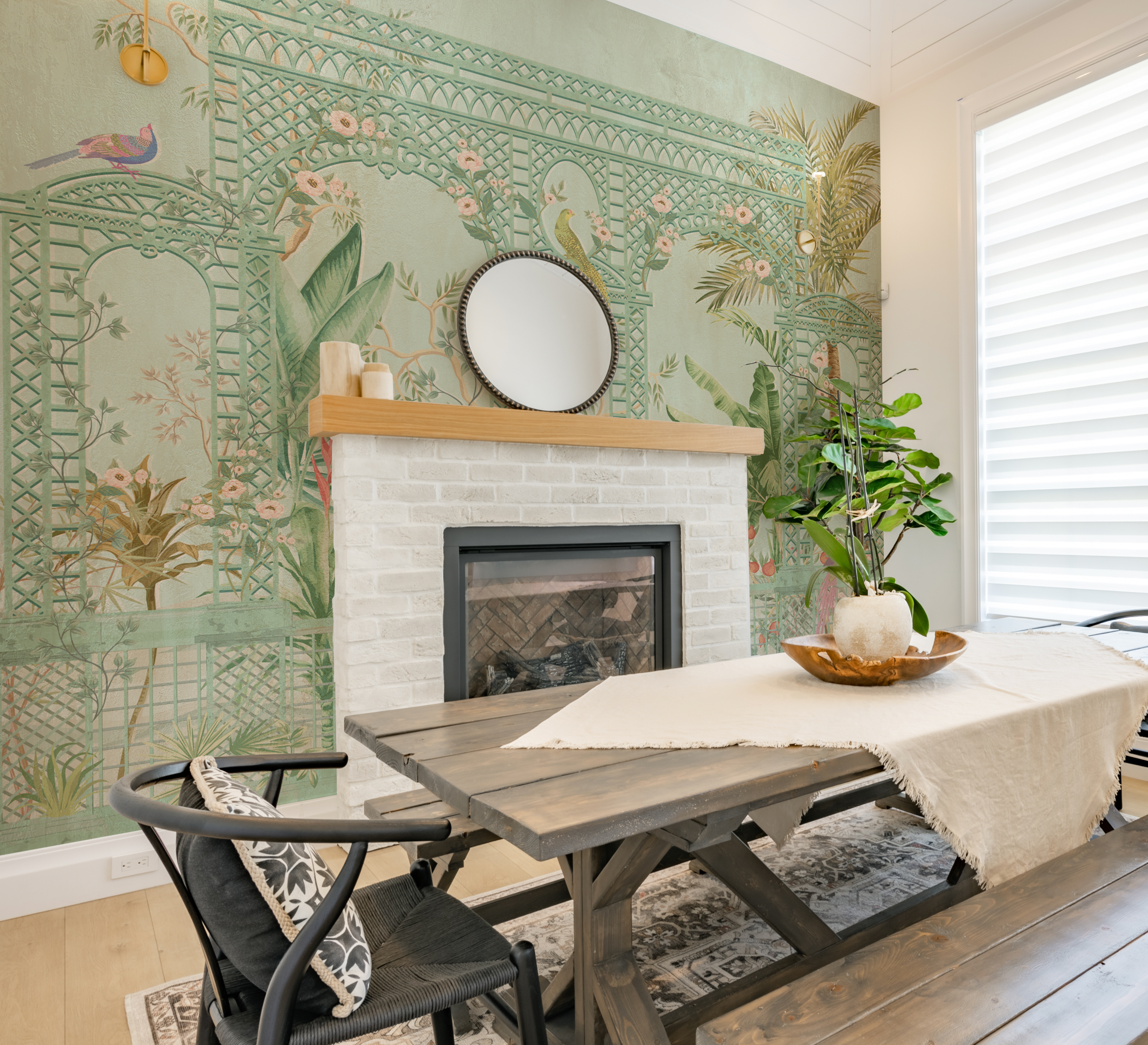 Chinoiserie Lattice in Sage Green Wallpaper