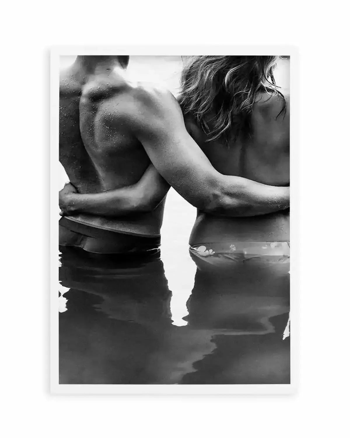 Seaside Lovers Art Print from Olive et Oriel where you can shop wallpaper and artworks online