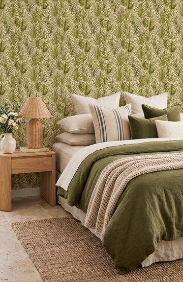 Coastal Luxe Grass in Khaki Green Wallpaper