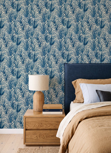 Coastal Luxe Grass in Navy Blue Wallpaper