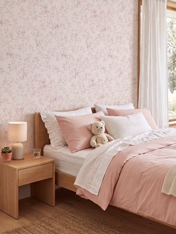 Sweet Pandas In Dusty Pink Wallpaper