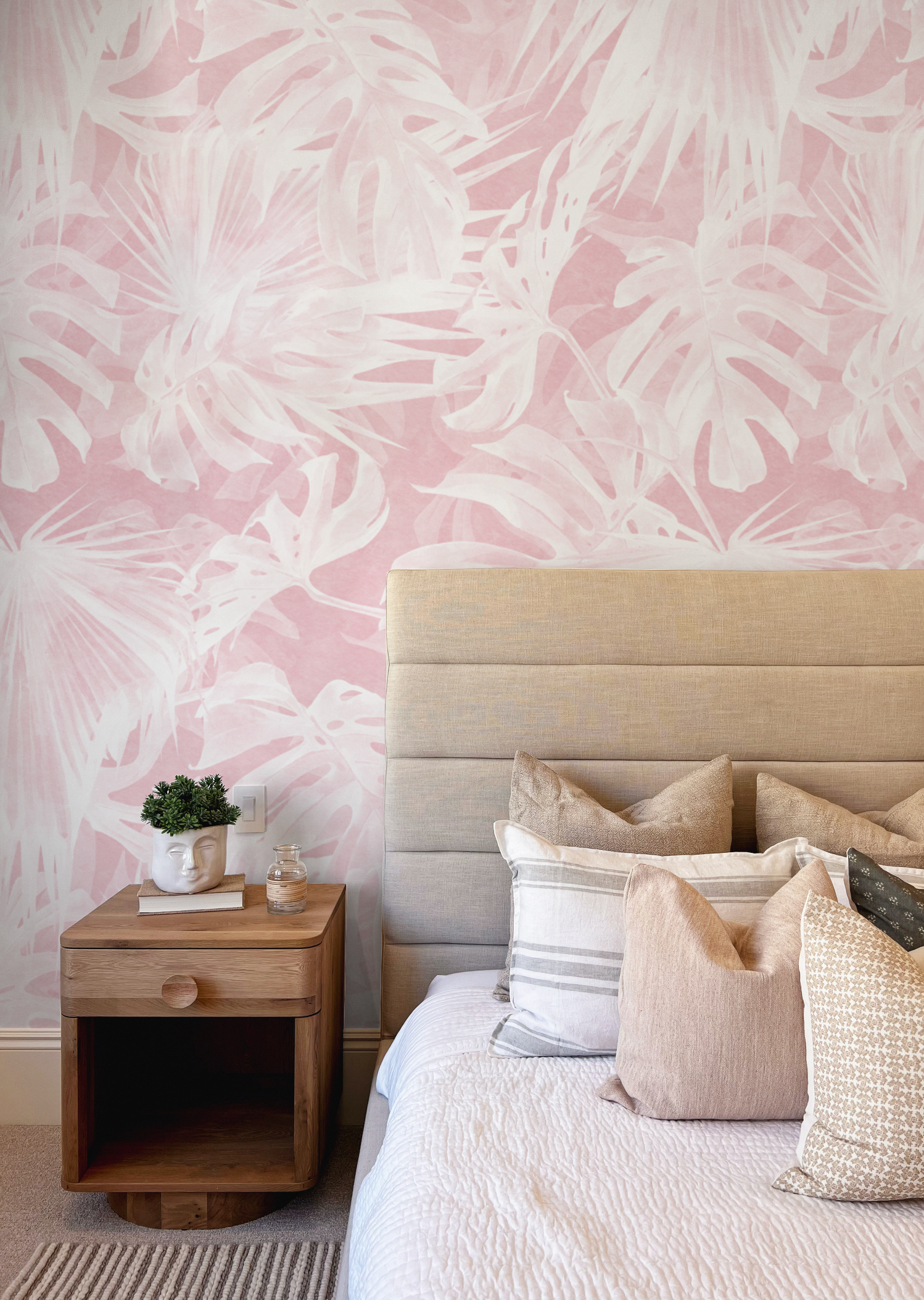 Maui Palm Pink Wallpaper