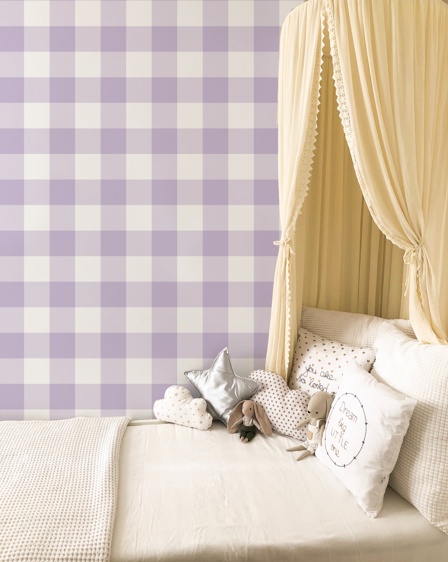 Medium Gingham Check Lilac Wallpaper