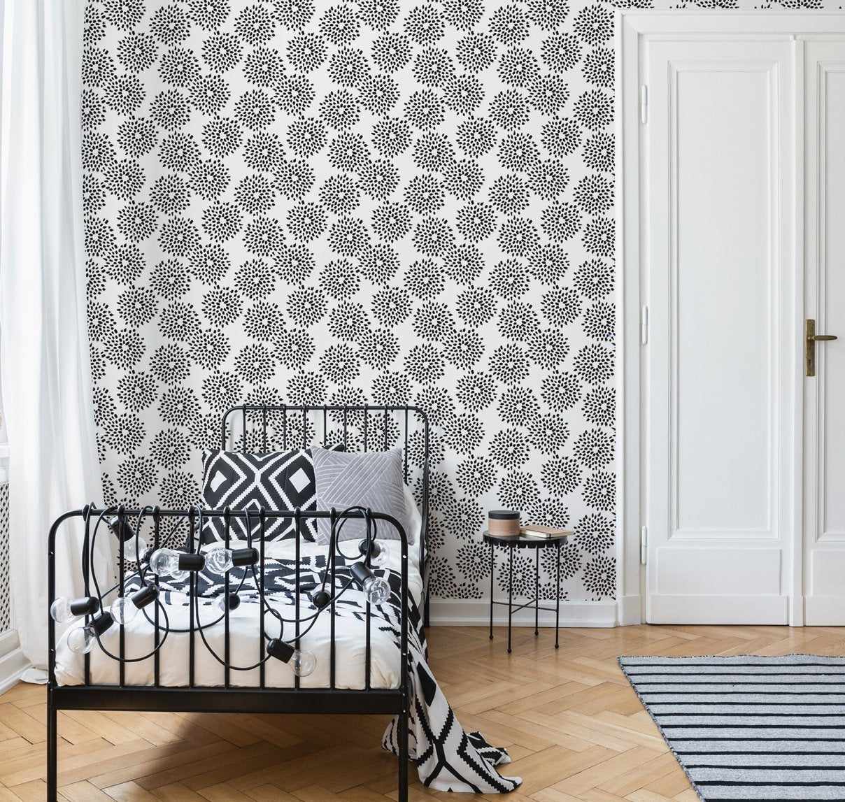 Soliel in Black, Scandi Style Peel & Stick Self-adhesive Wallpaper ...