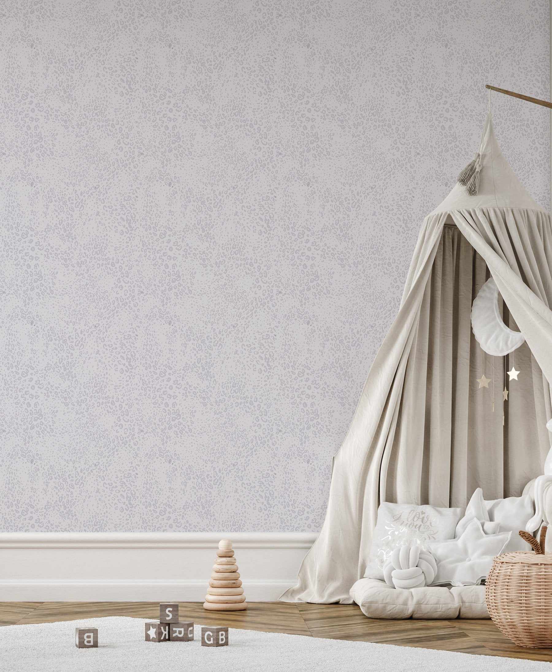 Animal Print In Evening Fog Wallpaper - Olive et Oriel