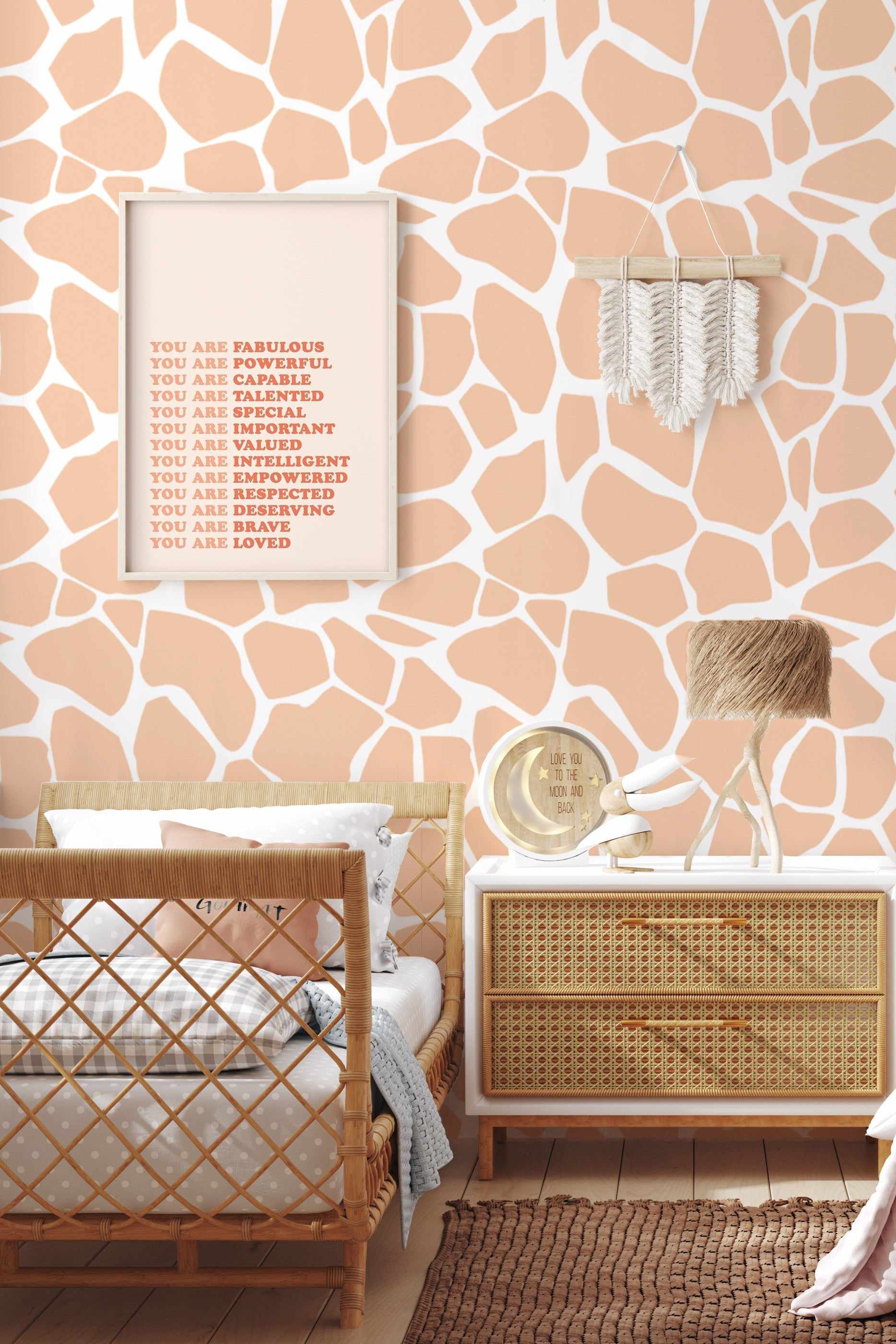 Sandy Giraffe Wallpaper - Olive et Oriel